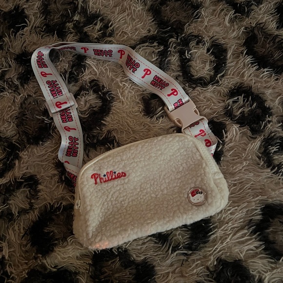 Phillies Cream Mini Bag - Picture 1 of 1